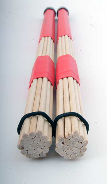 SV1 Барабанные палочки-щетки (рюты) клен Lutner