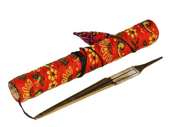 FDM-2 Standard Дан мой (варган); в комплекте цветной бамбуковый футляр. FLIGHT