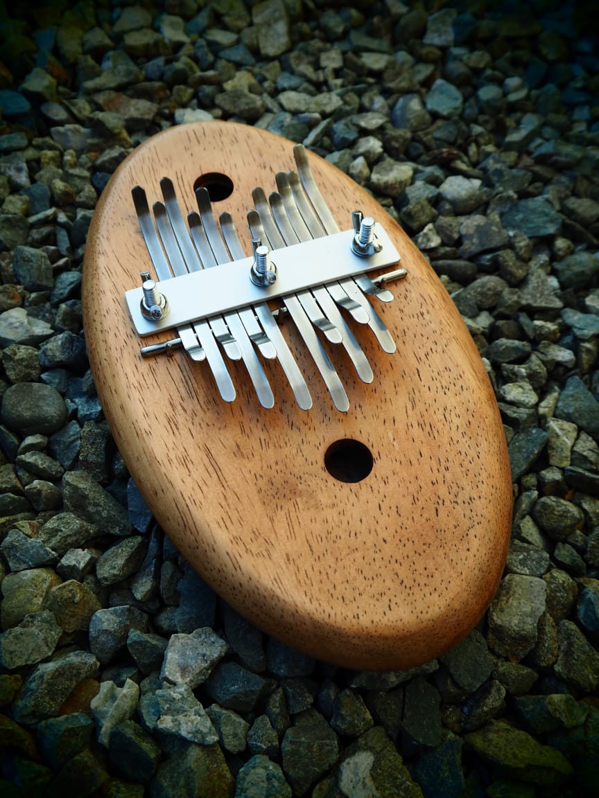 Купить y-easy tune circle reso 12 калимба резонаторная, 12 нот, с чехлом,  yeti kalimbas Y-Easy Tune Circle Reso12 в Владивостоке - muzdv.ru