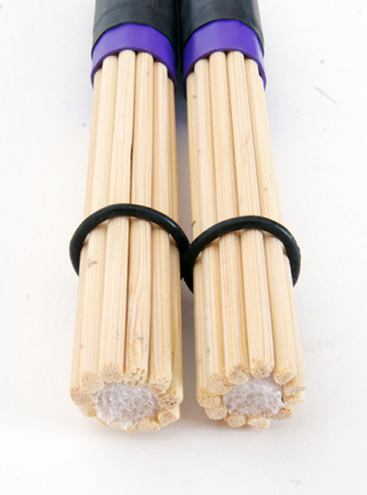 SV304 Барабанные палочки-щетки (рюты) Lutner