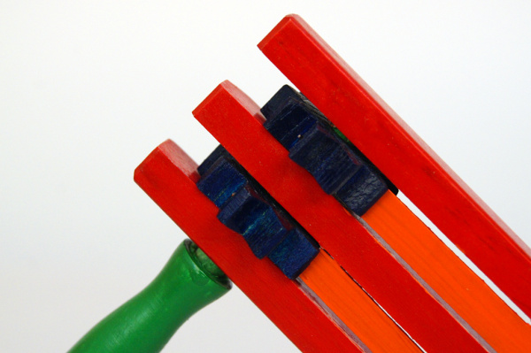 FLT-G20-2 Трещотка-вертушка деревянная, цветная с двумя язычками Fleet