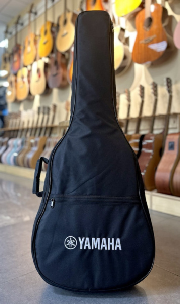 CHG12-Y Чехол для акустической гитары YAMAHA