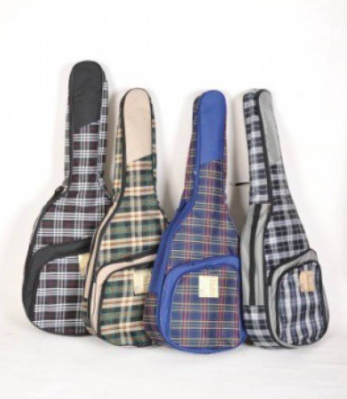 ЧГ12ц 2/1 Цветной чехол для гитары (акустическая, 12-струнная), утепленный , два кармана