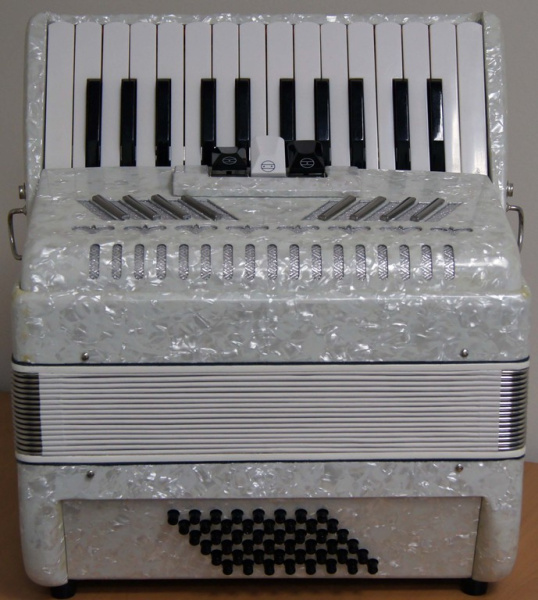 26K48B-3/0 Аккордеон 1/2 Ritmuller