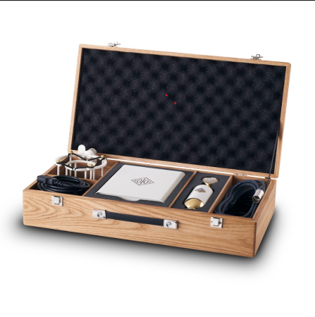 017 TUBE Микрофон кондесаторный, ламповый (комплект в дубовом чемодане), Союз (SOYUZ)