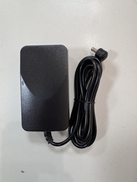 AD-A12150LW оригинал  (12.0V 1.5A 18W)  Адаптер питания для  пианино и синтезаторов Casio