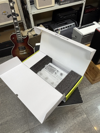 GE250 Процессор эффектов гитарный, Mooer