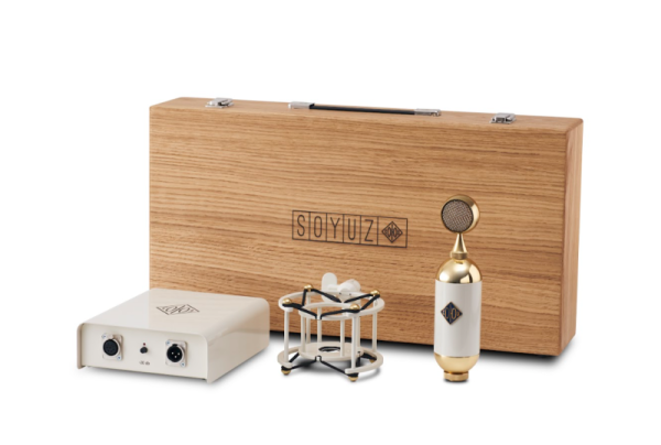 017 TUBE Микрофон кондесаторный, ламповый (комплект в дубовом чемодане), Союз (SOYUZ)