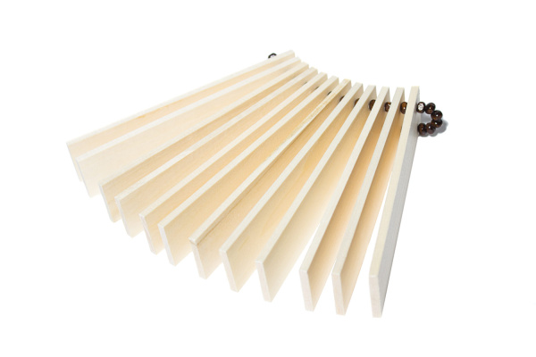 LN-TR-3 Трещотка пластинчатая малая, 12 пластин, массив осины. Lutner