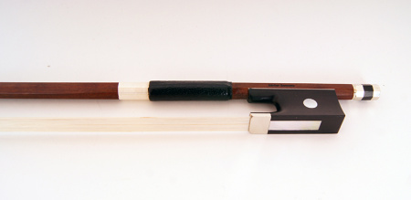 106A44 Violinbogen 6А Скрипичный смычок 4/4, восьмигранный, Doerfler
