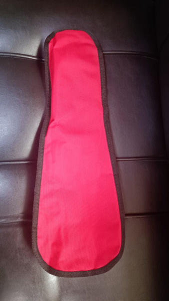 ЧУ1-Красный Чехол для укулеле сопрано, цвет красный, SOLO