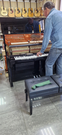 W120 BL Пианино акустическое, цвет черный полированнный 120 см  Wendl&Lung